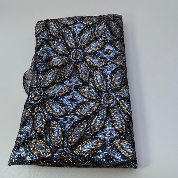 Vintage Metallic Gold Silver Scarf Made in Japan 57" x 17" Floral Scalloped Edge - Picture 6 of 7